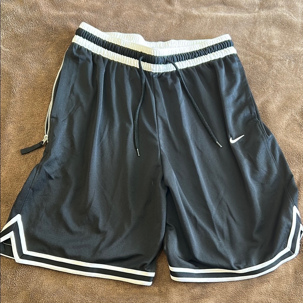 Nike Men's Black Athletic Shorts